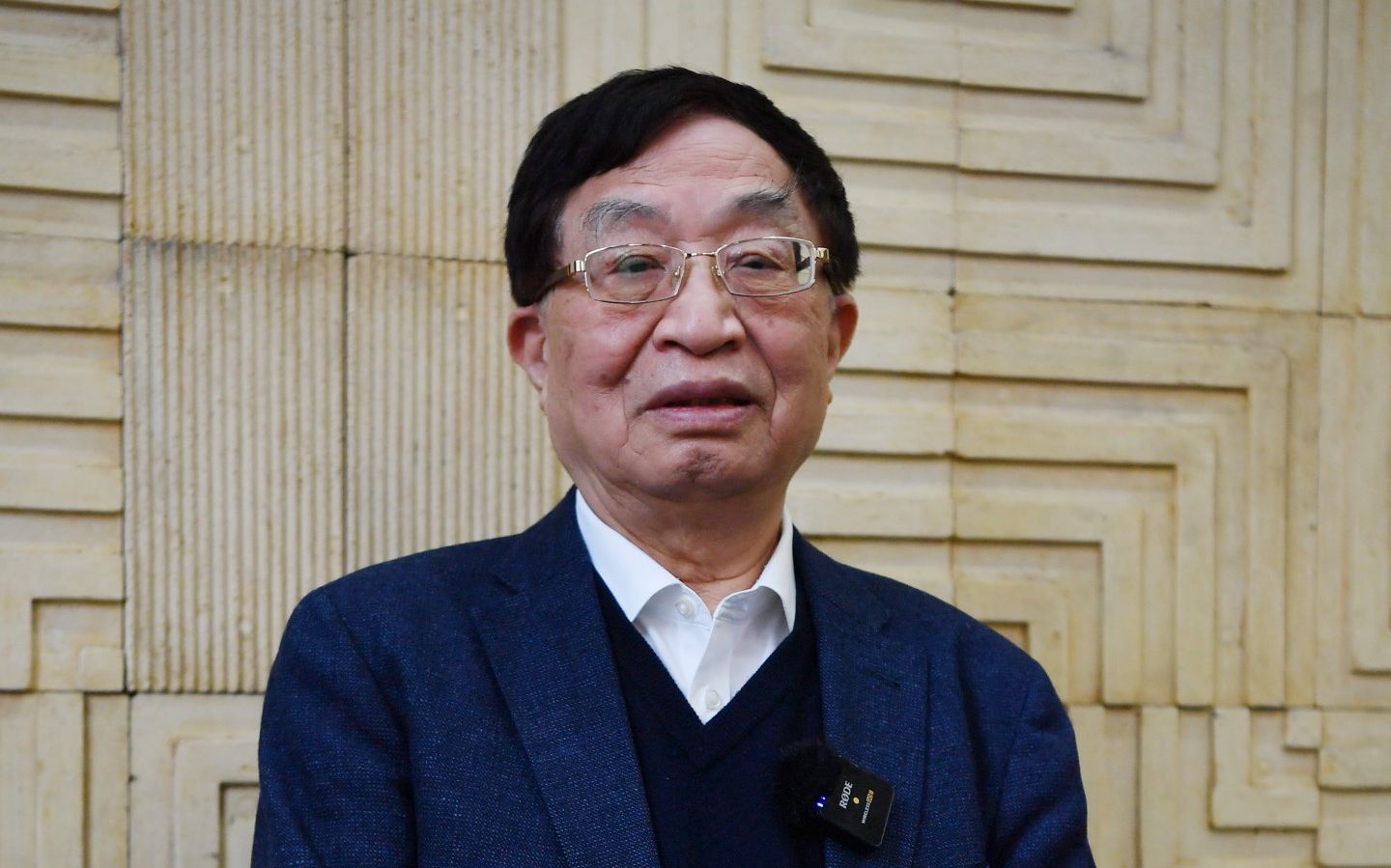 罗致焕景海鹏叶培建张艺谋_冬奥会火炬传递_北京冬奥会火炬传递